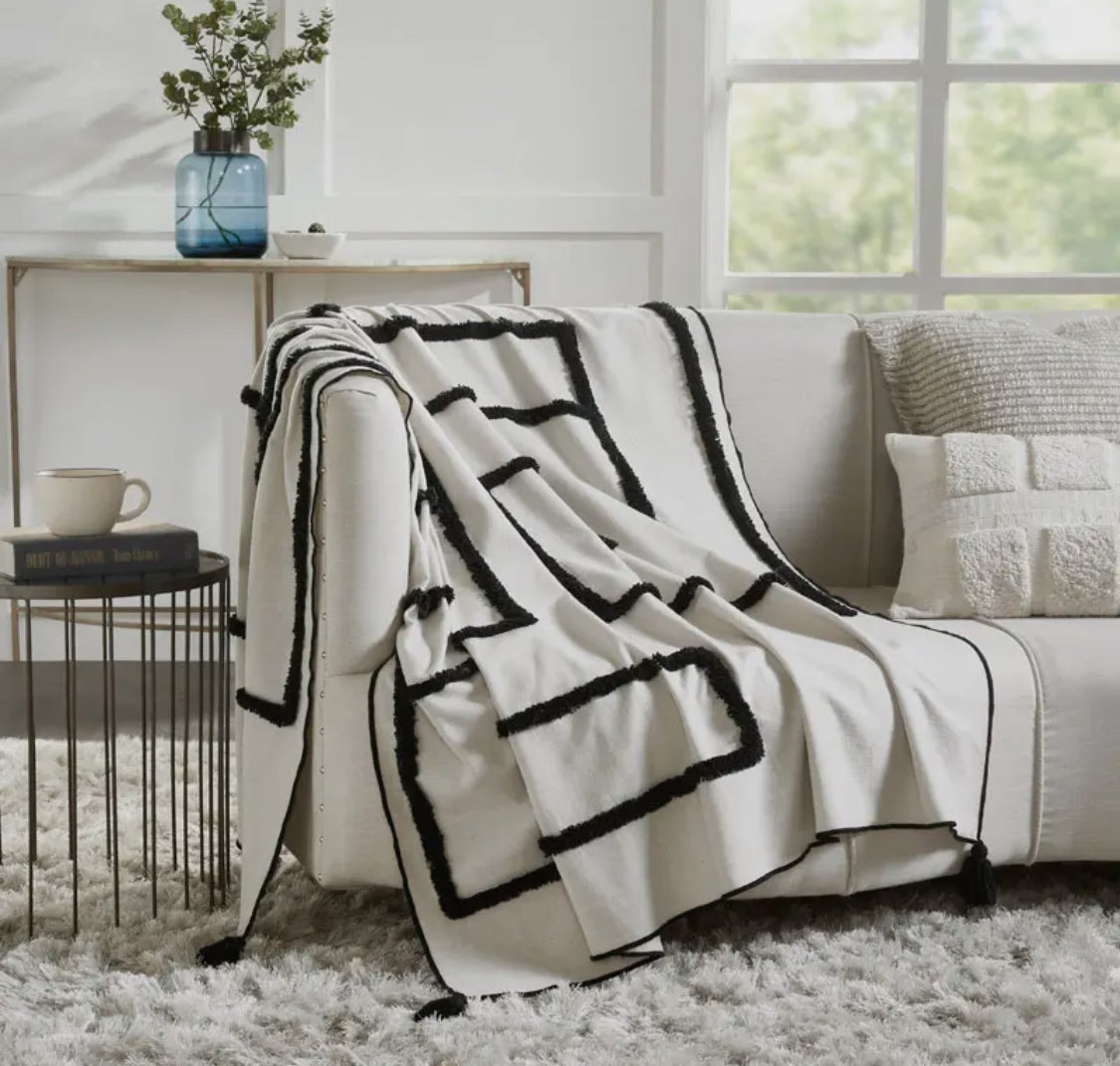 Lulu Tufted Cotton Throw