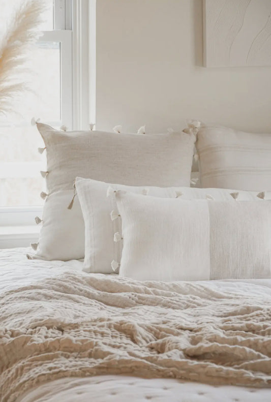 Soft Linen Tassels Pillow